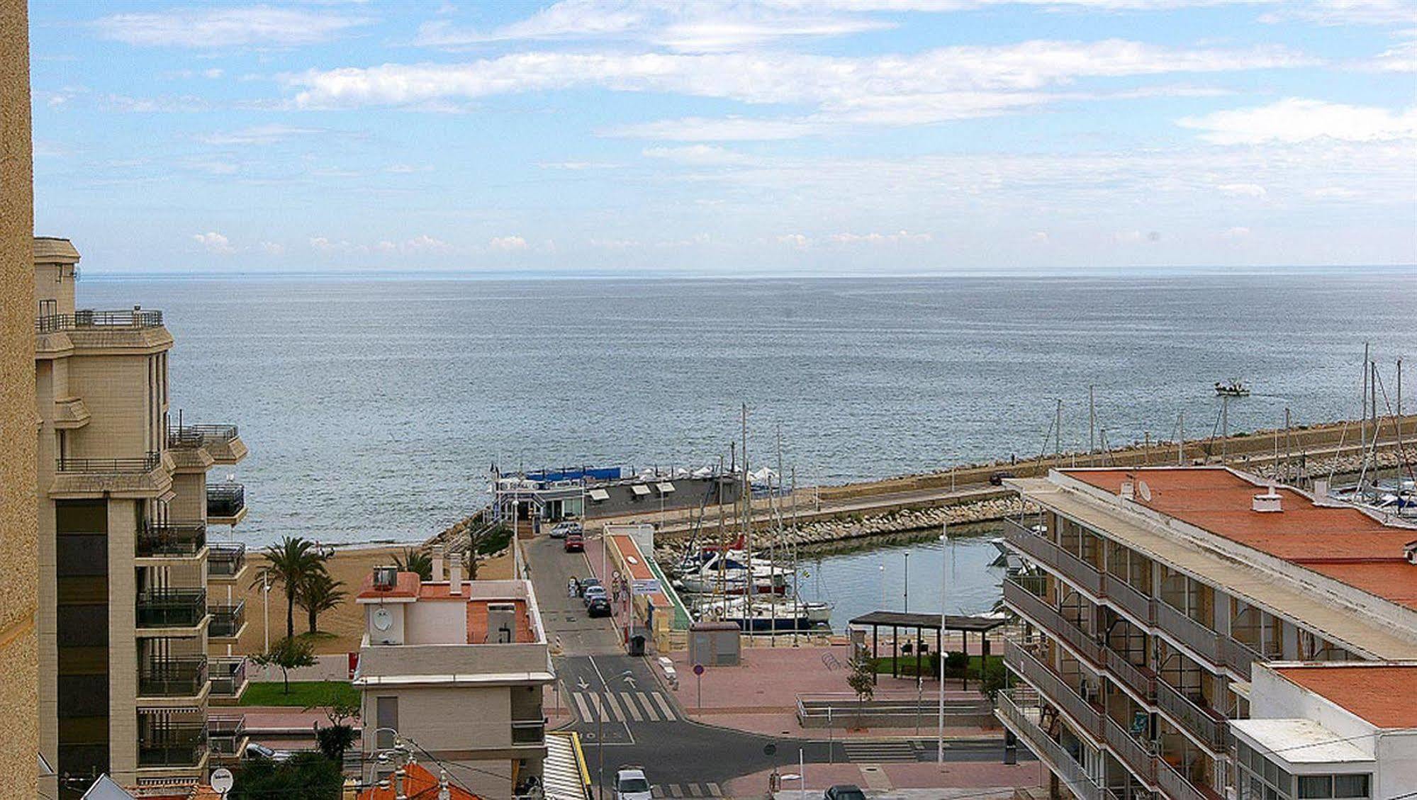 Apartamentos Turisticos Biarritz - Bloque I غانديا المظهر الخارجي الصورة